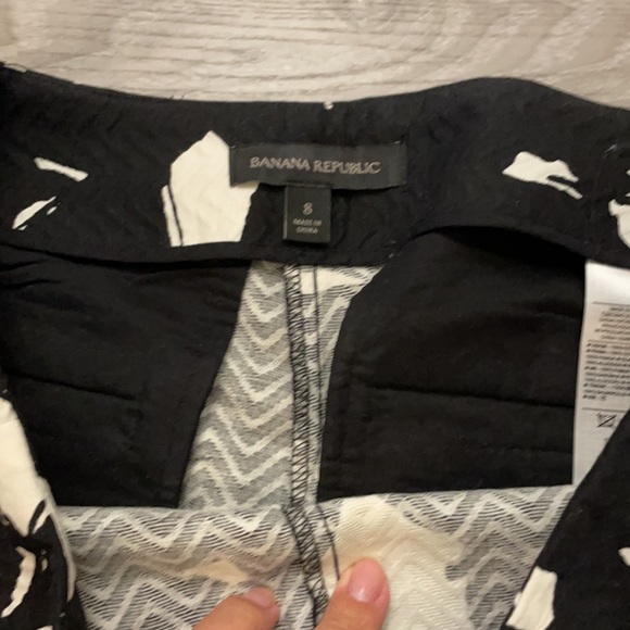 Black and White Shorts - Picture 6 of 6